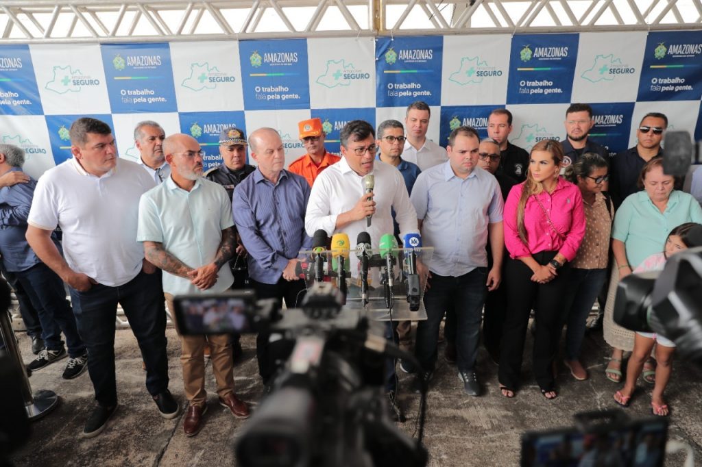 Wilson Lima em evento de entrega de viaturas