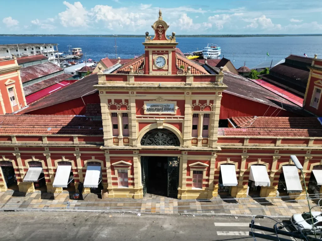 Mercado Municipal Adolpho Lisboa em Manaus, referência cultural e gastronômica