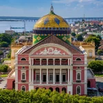 Teatro Amazonas e Largo de São Sebastião entre os principais pontos turísticos de Manaus